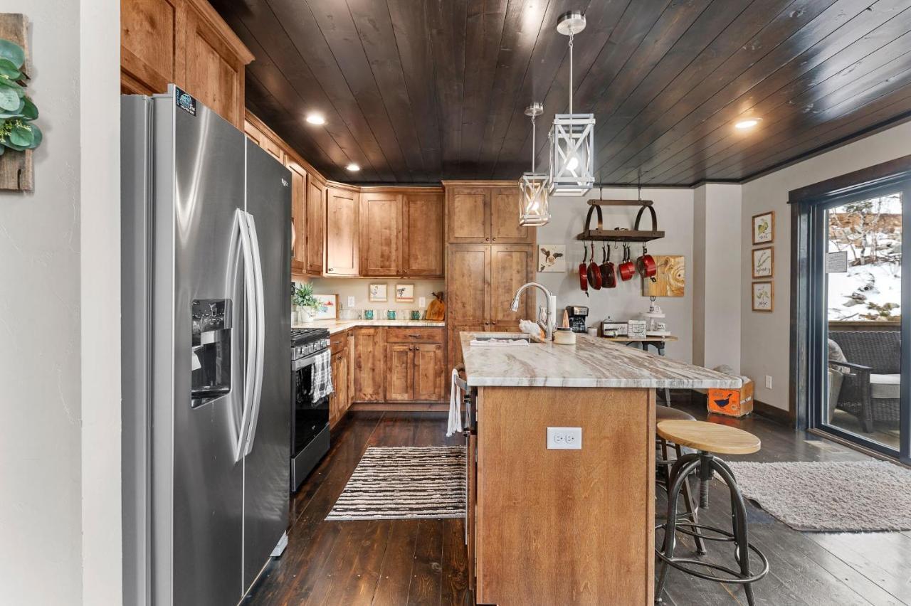 Vila Whiskey Hills At Terry Peak Lead Exteriér fotografie